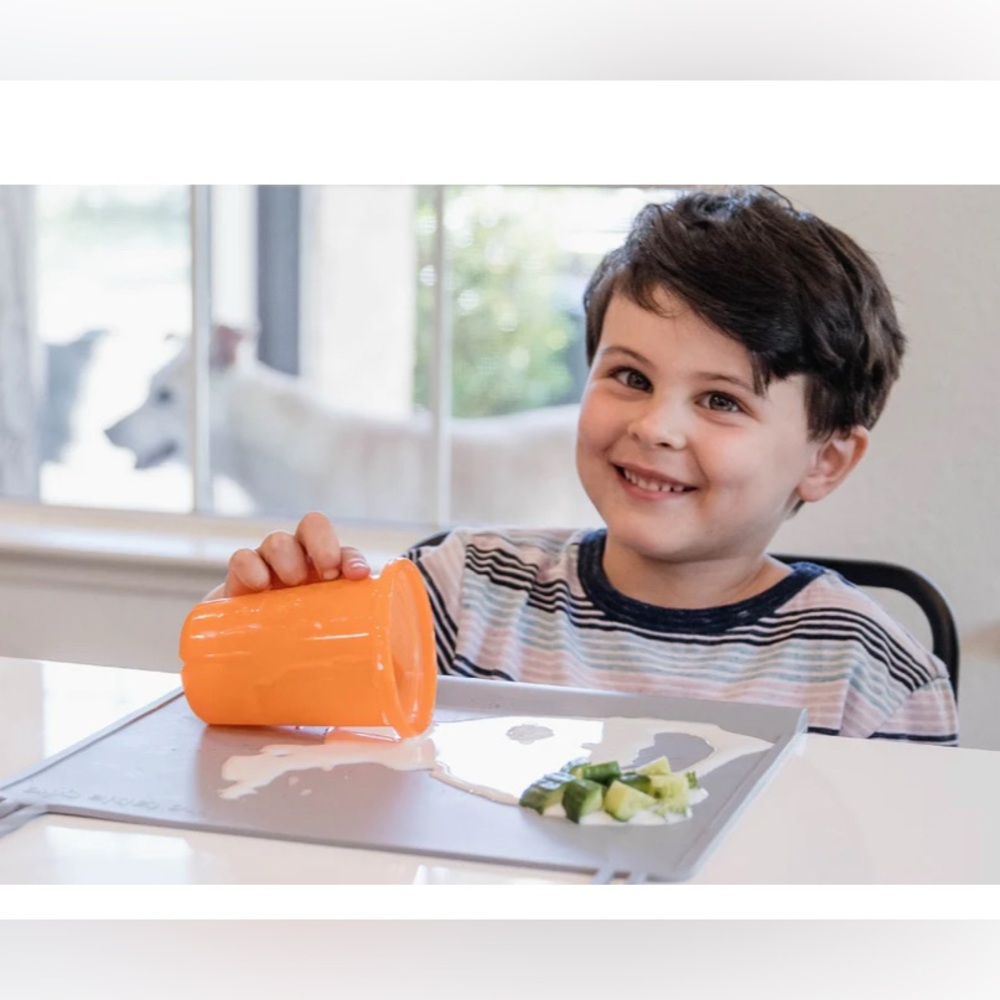 The table tyke- Pink Kids Mat